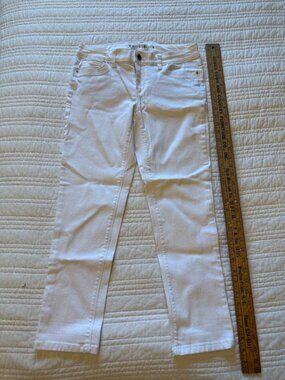 White House Black Market WHBM Classic White Womens Denim 5 Pocket Slim Leg Sz 2